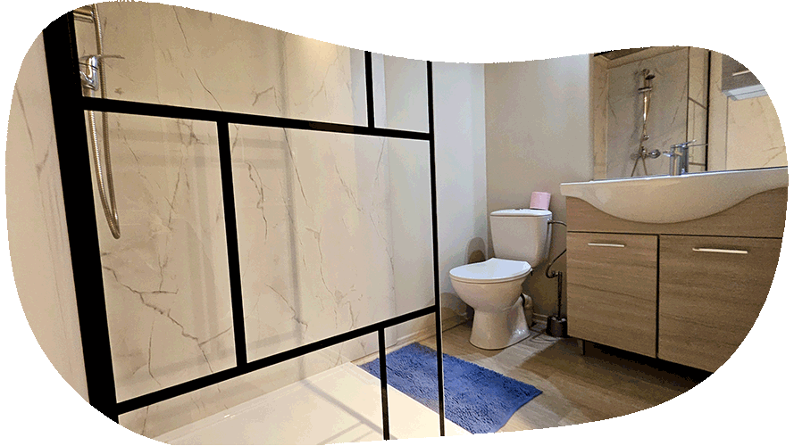 douche location Tiny